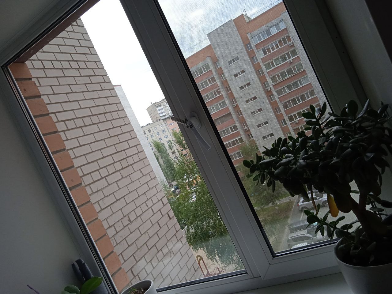 https://petrozavodsk.delaem-okna.ru/storage/app/uploads/public/63f/331/482/63f3314825041844371864.jpg