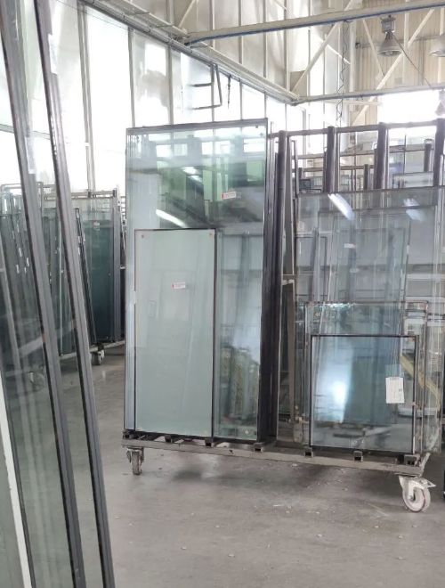 https://petrozavodsk.delaem-okna.ru/storage/app/uploads/public/63f/33d/c9e/63f33dc9ee32b804668724.png